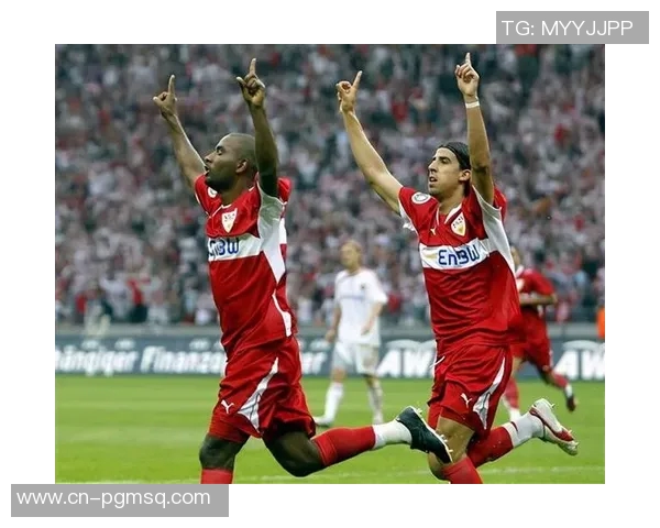 火箭队与马刺队激战正酣谁能在这场对决中笑到最后